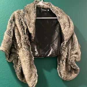 Caracilia Women Luxury Faux Fur Shawl Shoulder Wrap